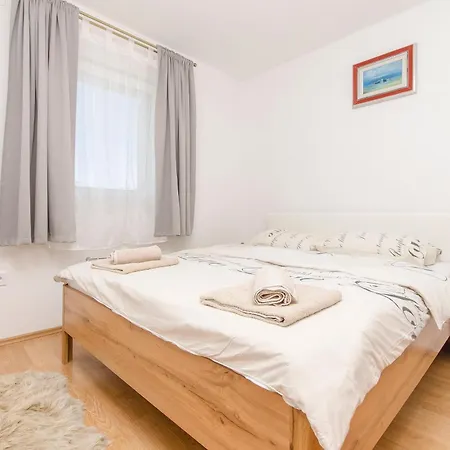 Vila Waterfall Krka *