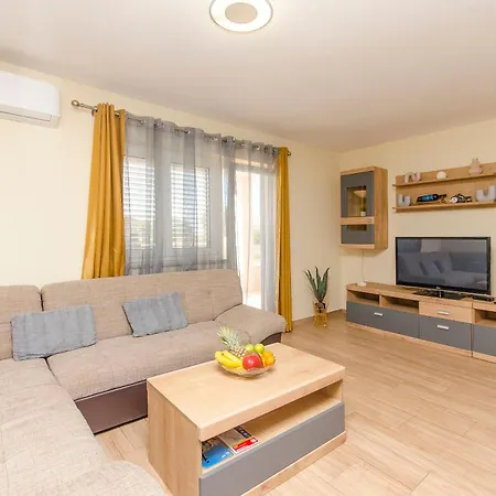 Waterfall Krka Vila Bogatić