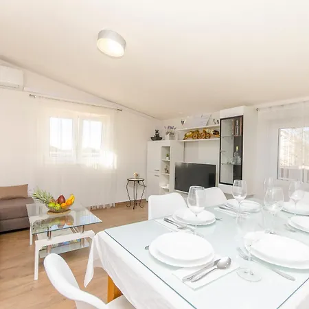 Vila Waterfall Krka *