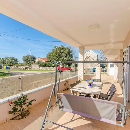 Vila Waterfall Krka Bogatic