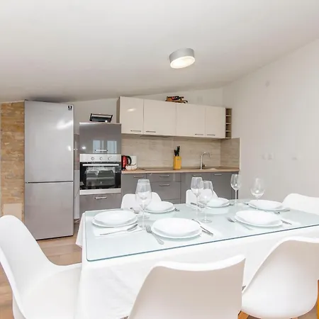 Waterfall Krka Βίλα *