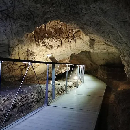 Waterfall Krka Βίλα